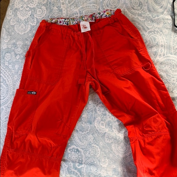 SOLD Scrub matching color sets - Picture 2 of 7